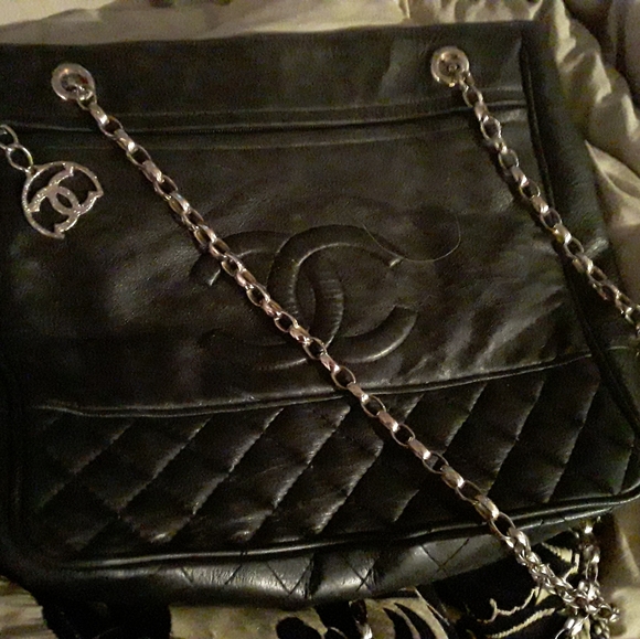 Louis Vuitton and chanel purze - Picture 4 of 7